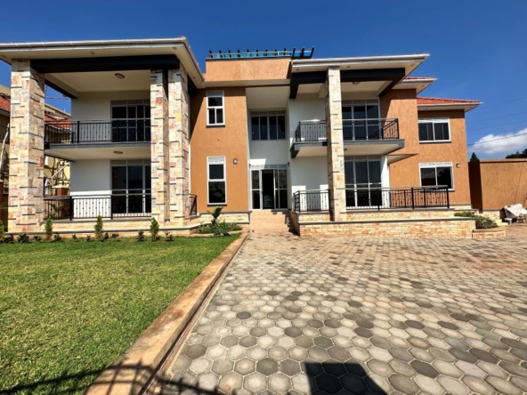 Estate 4
